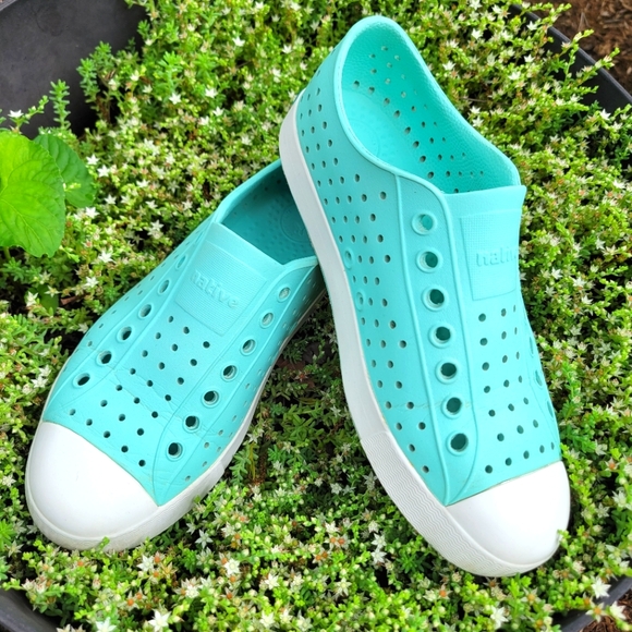 Native Shoes Jefferson Sneakers women's sz. 7 - Picture 1 of 3